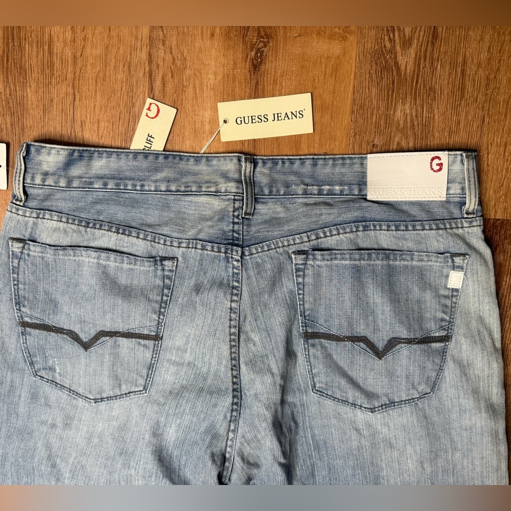 Guess Men’s Cliff Bootcut Jeans Light Wash Denim 38x32 NWT Y2K - Picture 4 of 6